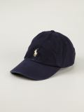 logo绣饰棒球帽