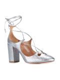 'Dan' pumps