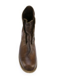 laceless boots