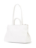 4 Dritta tote 