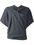 不对称领口上衣