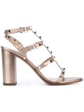 'Rockstud'凉鞋