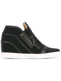 Sonya sneakers 