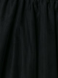 pleated skirt