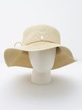 wide brim hat
