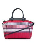 textured tote