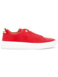 lace-up trainers