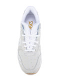 lace up trainers 