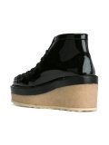 'Trapper' boots