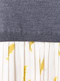 floral pleated back pullover