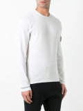 round neck jumper