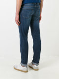 slim-fit jeans 