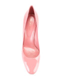 Madame pumps