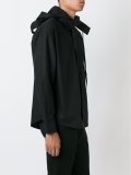 'Hood'衬衫