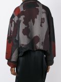 abstract pattern zipped jacket