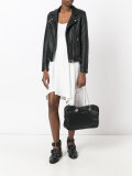 Chain tote