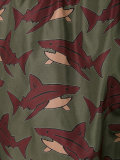 鲨鱼印花泳裤
