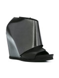 Arco sandals 