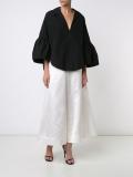 wide-legged trousers