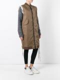 sleeveless coat 