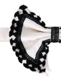 contrast bow tie 