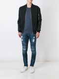 distressed skinny jeans 