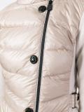 round neck buttoned jacket