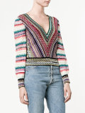 V-neck zig-zag stripe jumper