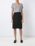 v neck t-shirt
