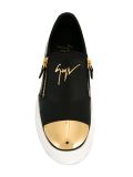 contrasted toe cap sneakers