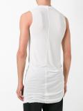 basic sleeveless T-shirt