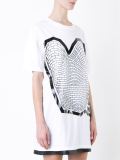 brick print T-shirt