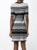 zig-zag patter short dress