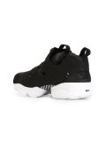 'Insta Pump Fury Gallery'运动鞋
