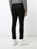 slim-fit jeans 