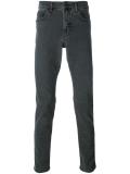 slim fit jeans