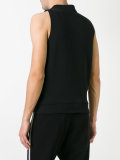 sleeveless face print T-shirt