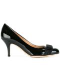 'Carla' pumps