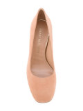 'Mary' pumps