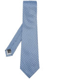 textured tie 