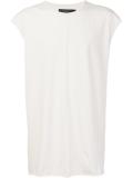 shortsleeved T-shirt