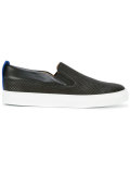 contrast trainers 