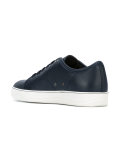 toe cap sneakers