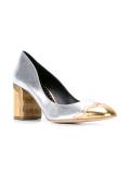 bicolour pumps 