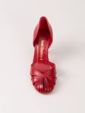 round-toe pumps