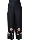 embroidered flower cropped trousers 