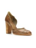 panelled pumps