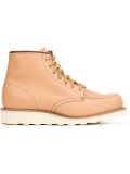lace-up boots 