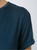 round neck t-shirt
