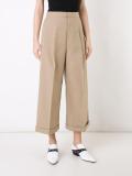 loose-fit cropped trousers